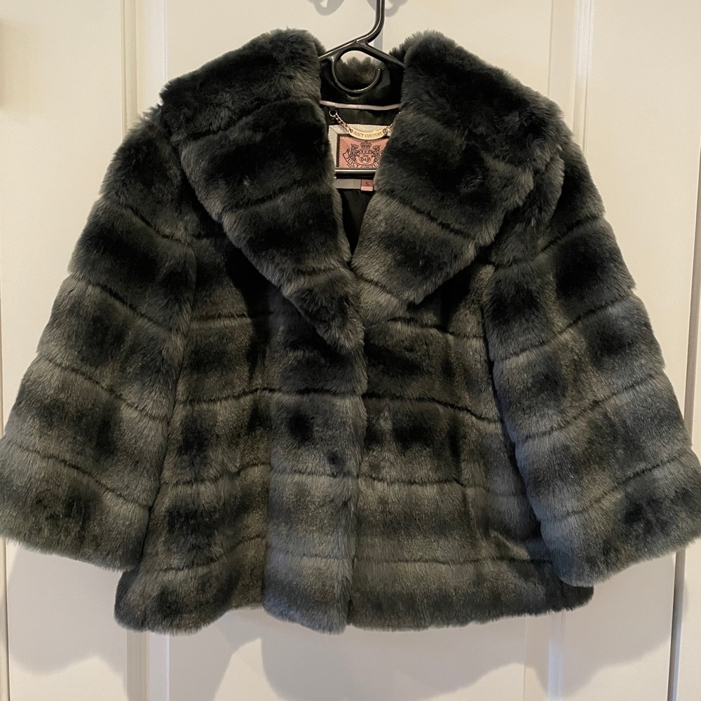 Juicy Couture cropped arm fur jacket